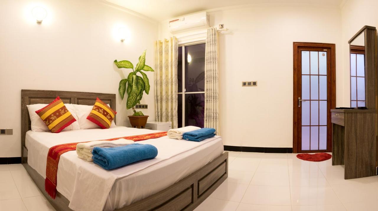 Athiriveli Hotell Thoddoo Exteriör bild