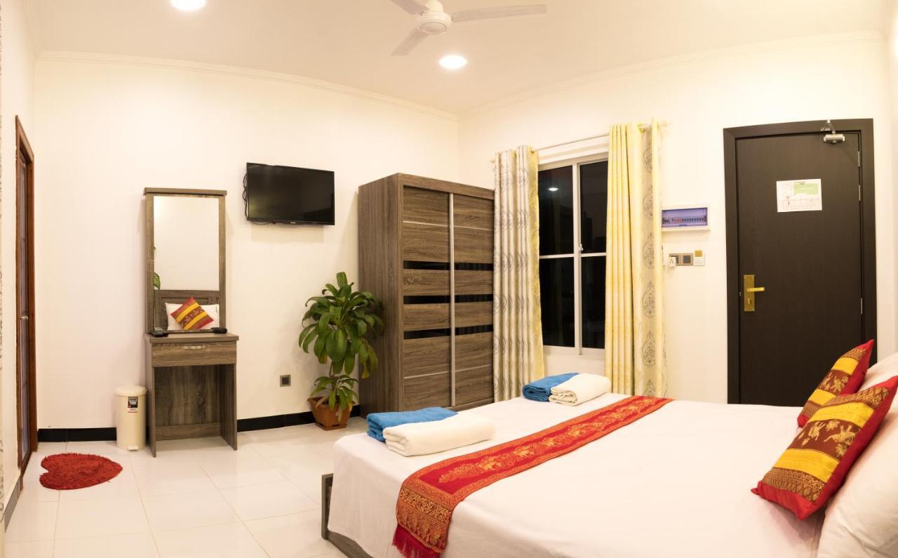 Athiriveli Hotell Thoddoo Exteriör bild